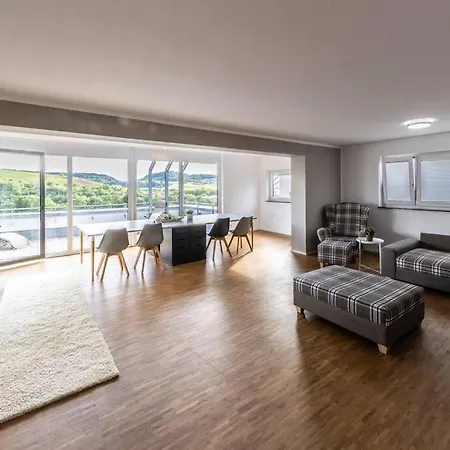 Stadthaus Neckarsulm Serviced - Penthouse Erlenbach